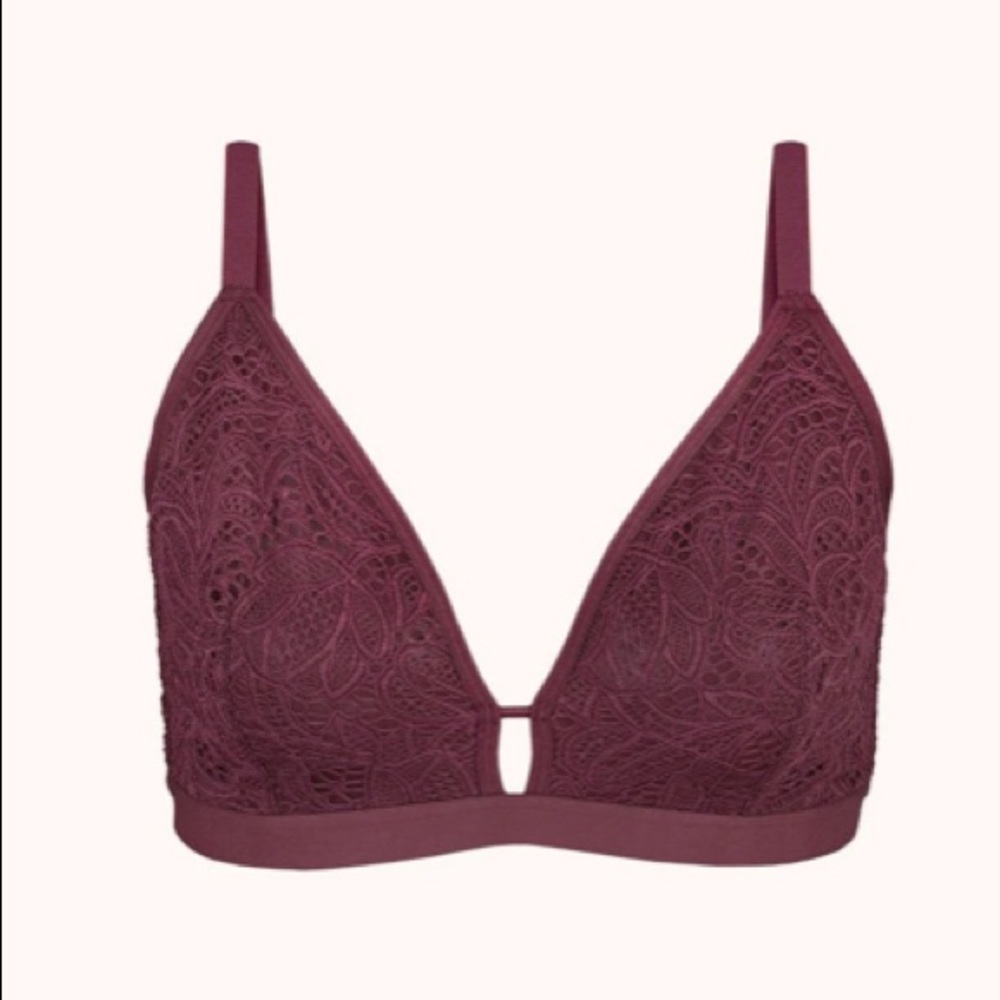 Lively Busty Bralette Palm Lace Size 3 in Plum